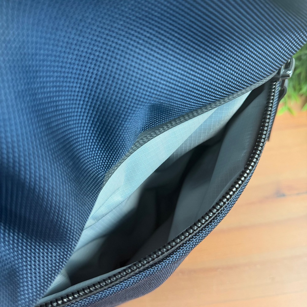Aer City Pack 2 in Navy 16L like-new - Picture 12 of 13